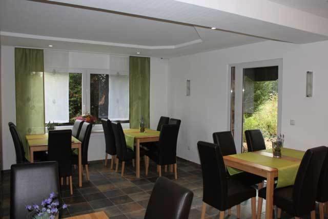 Hotel Tau-Luenne Haselünne Buitenkant foto